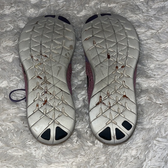 Nike Women’s Free Run Shoes - Picture 6 of 6